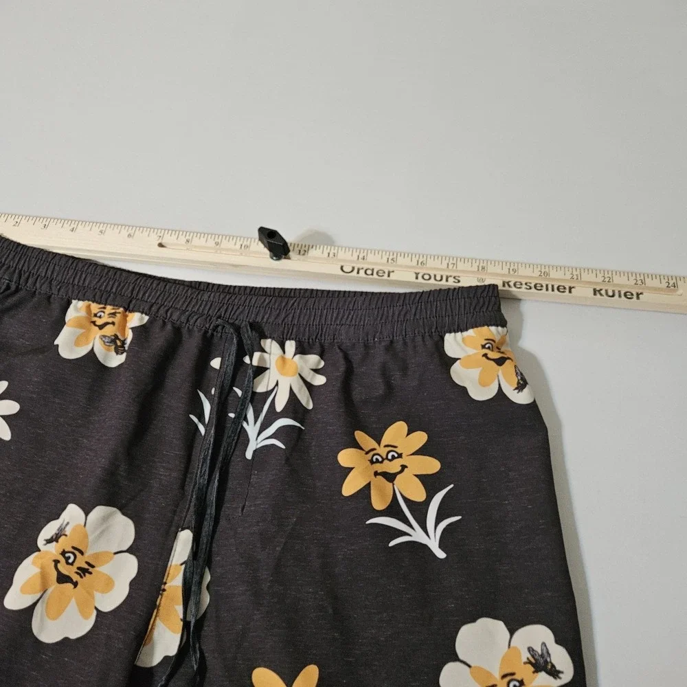 Roark Surf Board Shorts Mens XXL Black Floral Smiley Face Swim Trunks Pockets